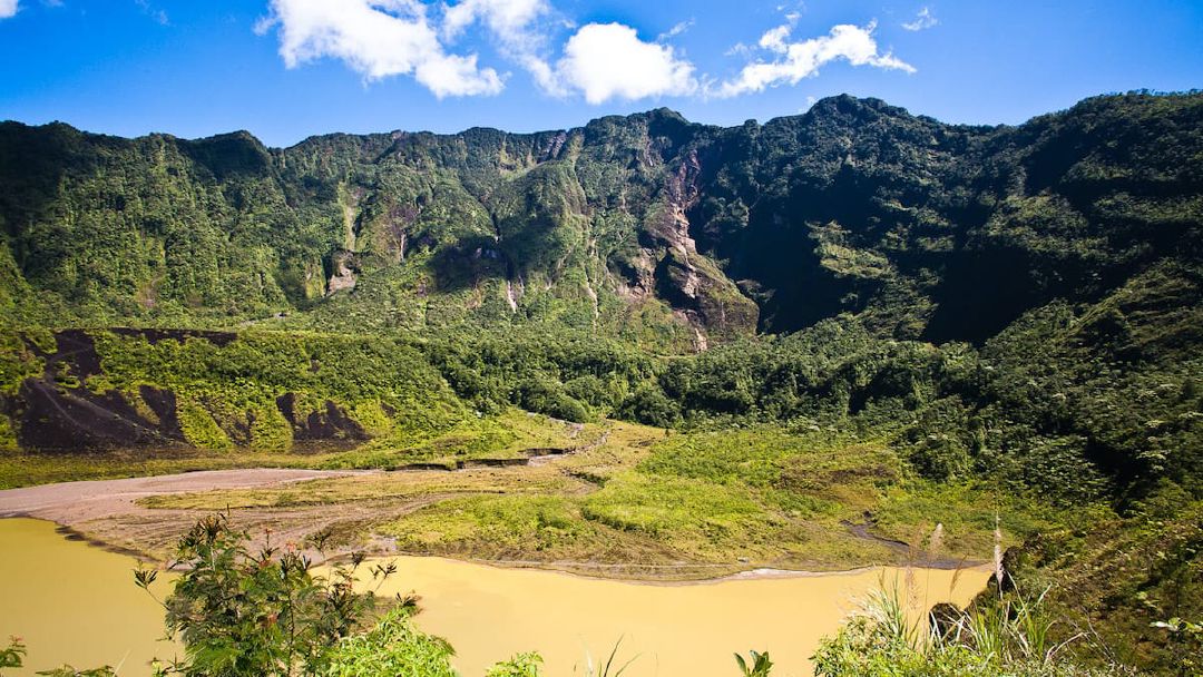 Danau di Kawah Galunggung