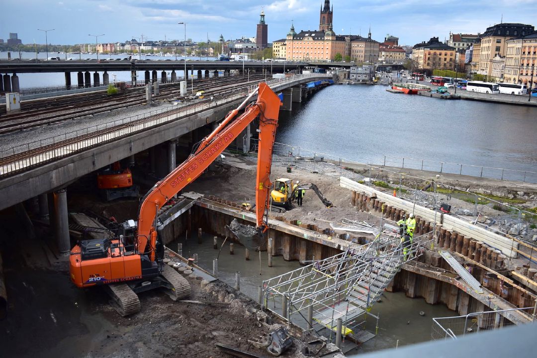 Proyek rekonstruksi Slussen yang tengah berlangsung.