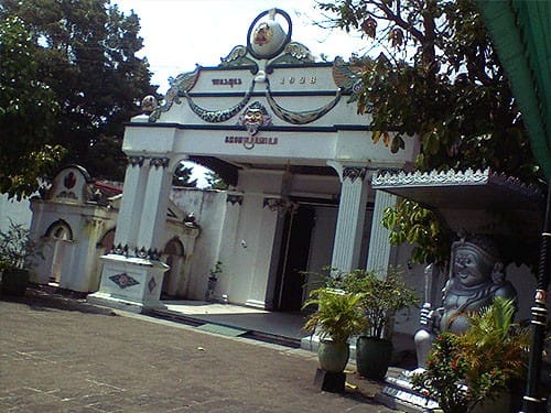 Kraton Ngayogyakarta.