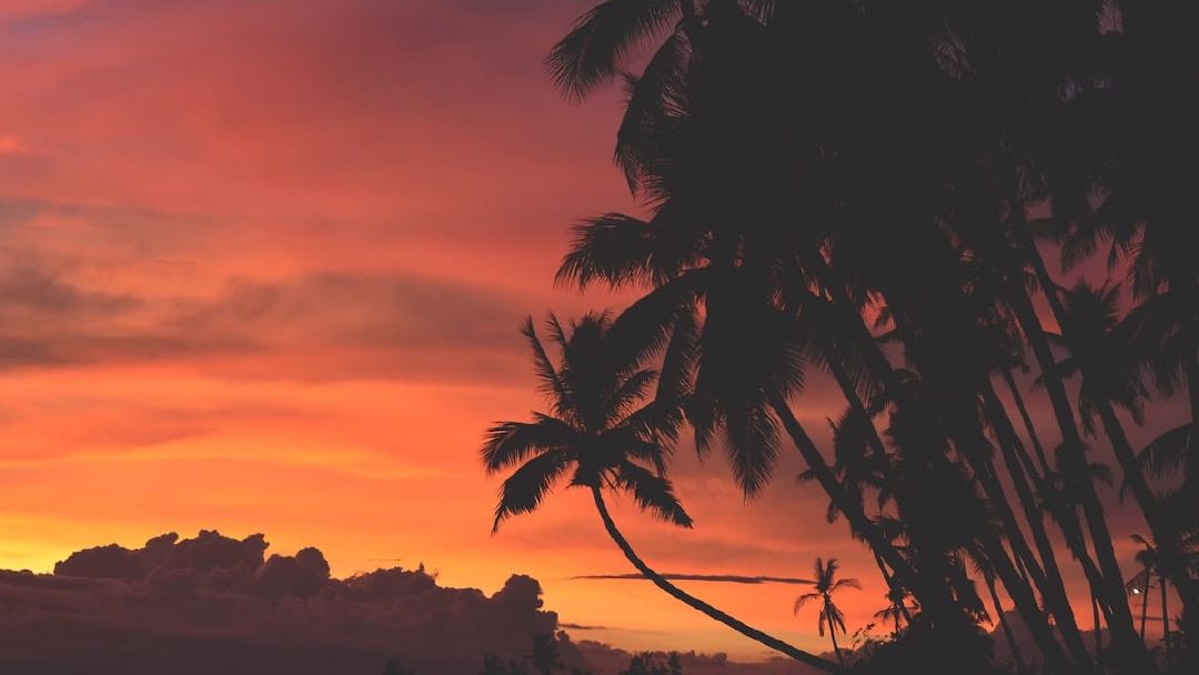 Menunggu Senja di Ujung Tidung