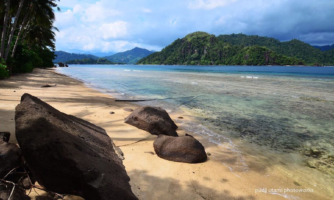 Pulau Sikuai. (Dari Flickr oleh Pudji Utami © All rights reserved)